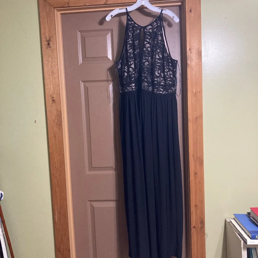 Davids Bridal Black Dress Size 18W - Picture 4 of 4